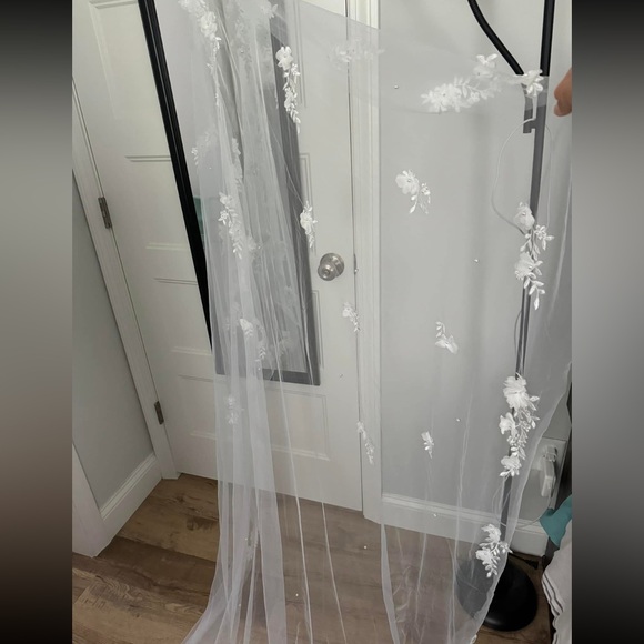 Cathedral veil - Picture 4 of 4